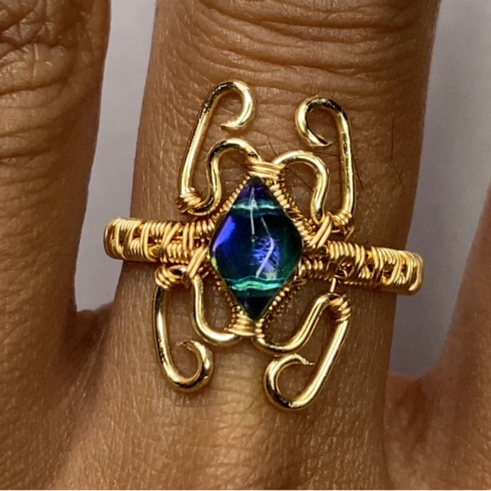 Gold and Blue Spider Ring with Intricate Design